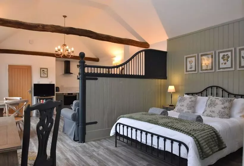 Buttercup Cottage