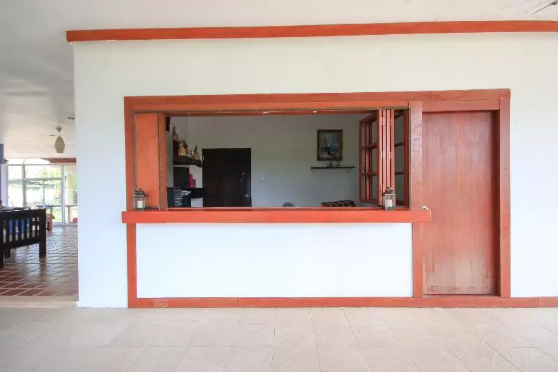 Hotelli Capital O75345 Praewa Villas Naiyang Phuket