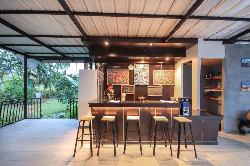 Hotelli Capital O75345 Praewa Villas Naiyang Phuket