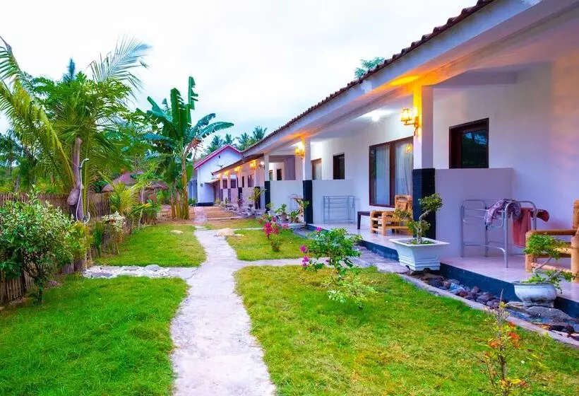 ホテル Hallway Homestay By Oyo Rooms