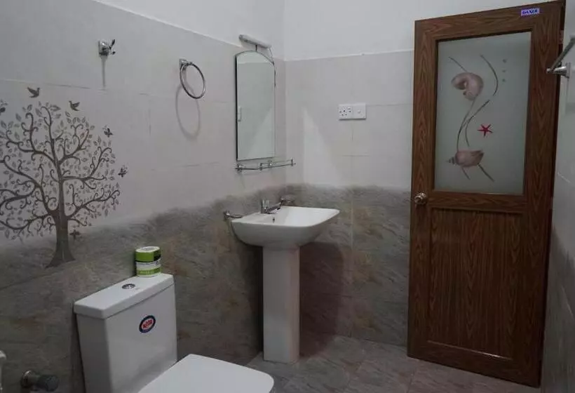 Hotelli Laguna Surfing Stay