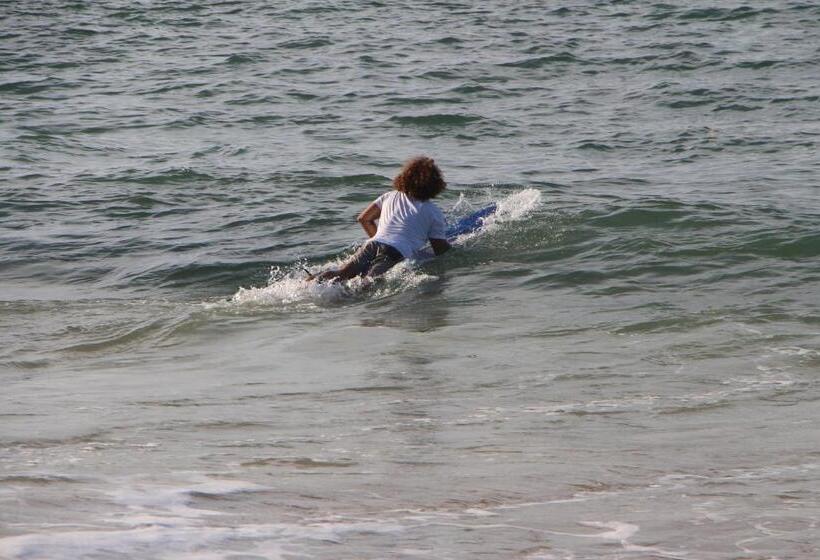 בית מלון כפרי Laguna Surfing Stay