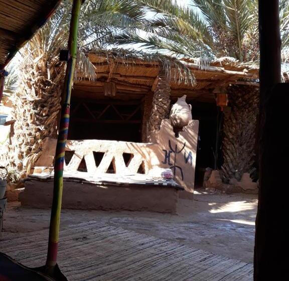 Pensionat Auberge Tigida