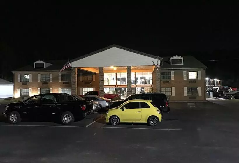 هتل At Home Inn   Pensacola