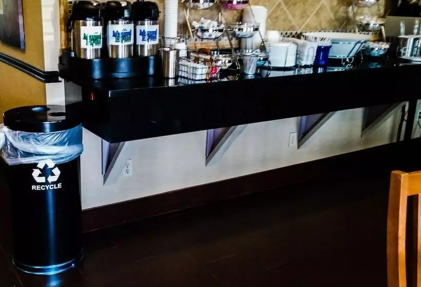 ホテル Days Inn By Wyndham Collinsville St Louis