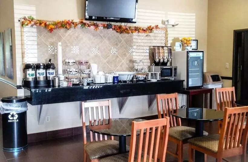 ホテル Days Inn By Wyndham Collinsville St Louis