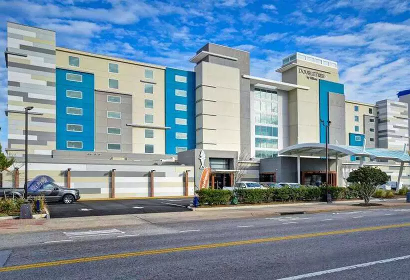 בית מלון כפרי Doubletree By Hilton Virginia Beach Oceanfront South