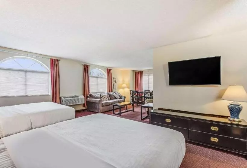 酒店 Econo Lodge Whitehall Near Michigan S Adventure