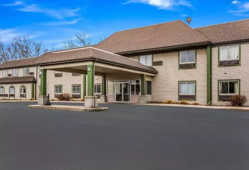 酒店 Econo Lodge Whitehall Near Michigan S Adventure