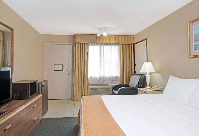 호텔 Howard Johnson By Wyndham Torrance