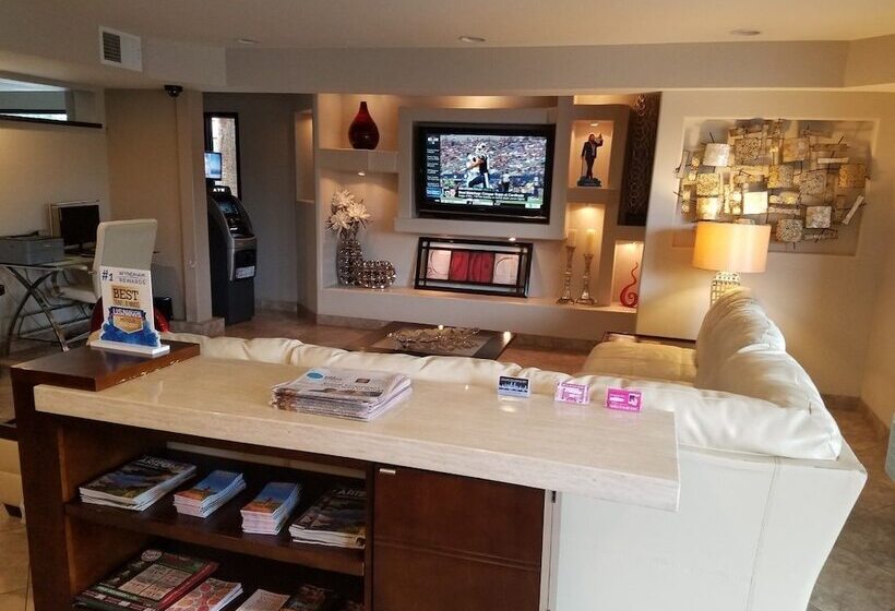 בית מלון כפרי Infinity Inn & Suites