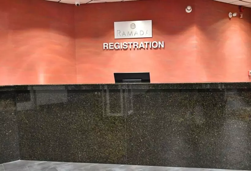 Ramada By Wyndham Jacksonville Hotel & Conference Center