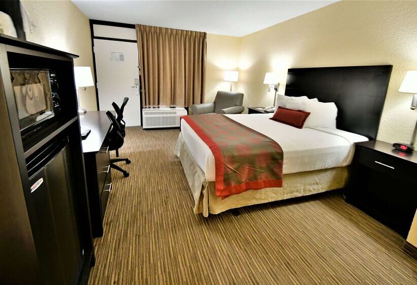 Ramada By Wyndham Jacksonville Hotel & Conference Center