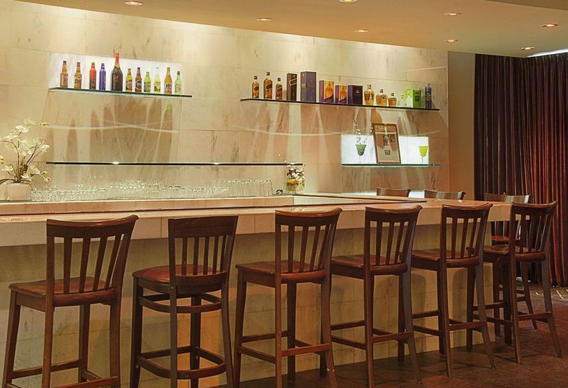 호텔 Ramada By Wyndham Los Angeles/wilshire Center