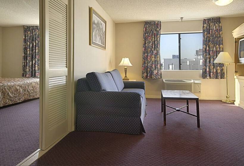 호텔 Ramada By Wyndham Los Angeles/wilshire Center