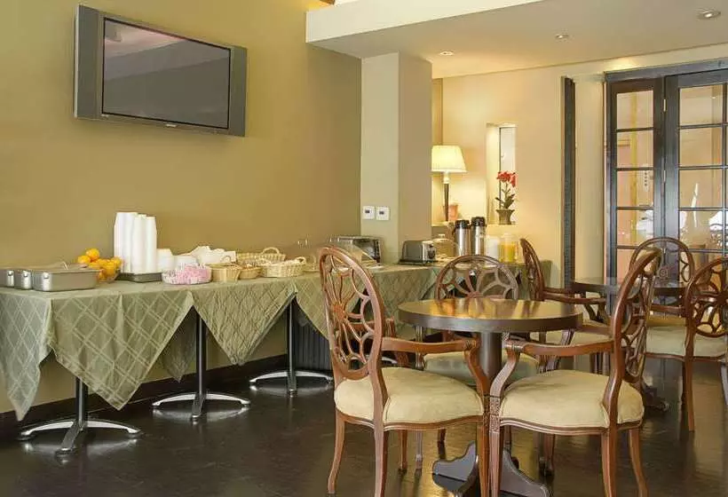 בית מלון כפרי Ramada By Wyndham Los Angeles/wilshire Center