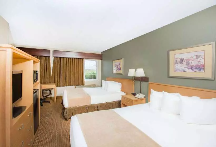 酒店 Ramada By Wyndham Spirit Lake/okoboji