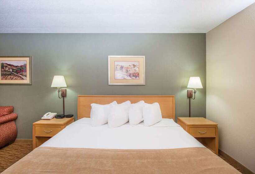 فندق Ramada By Wyndham Spirit Lake/okoboji