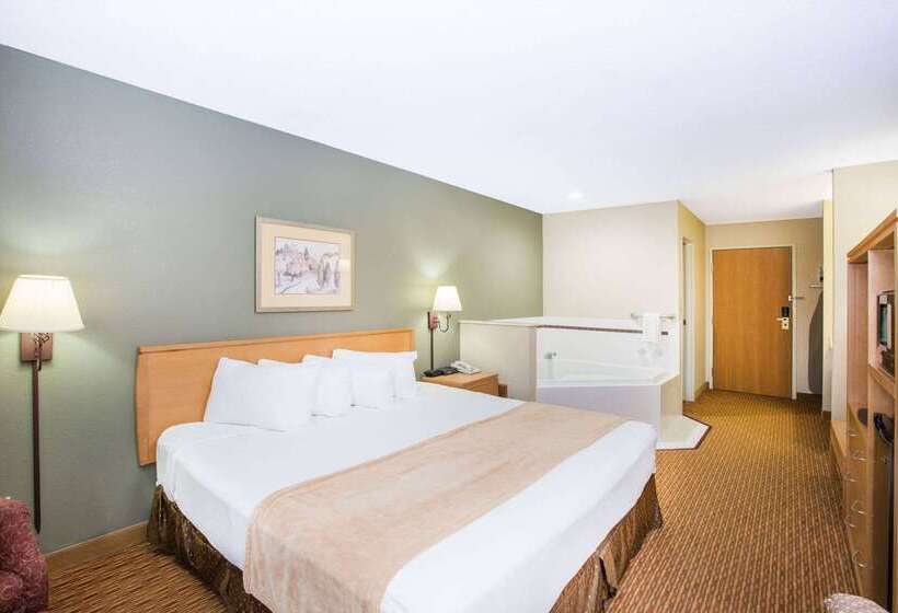 فندق Ramada By Wyndham Spirit Lake/okoboji