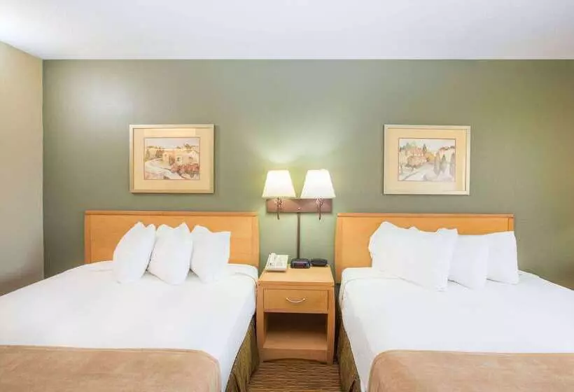 酒店 Ramada By Wyndham Spirit Lake/okoboji