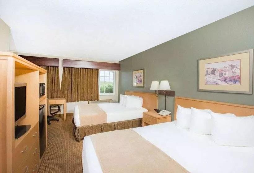 酒店 Ramada By Wyndham Spirit Lake/okoboji