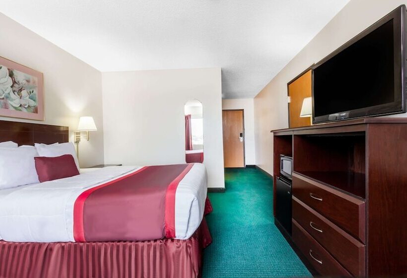 ホテル Ramada By Wyndham Tell City