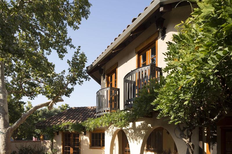 فندق Rancho Caymus Inn