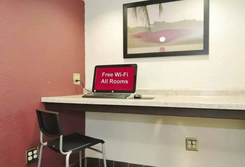 בית מלון כפרי Red Roof Plus Chicago   Hoffman Estates