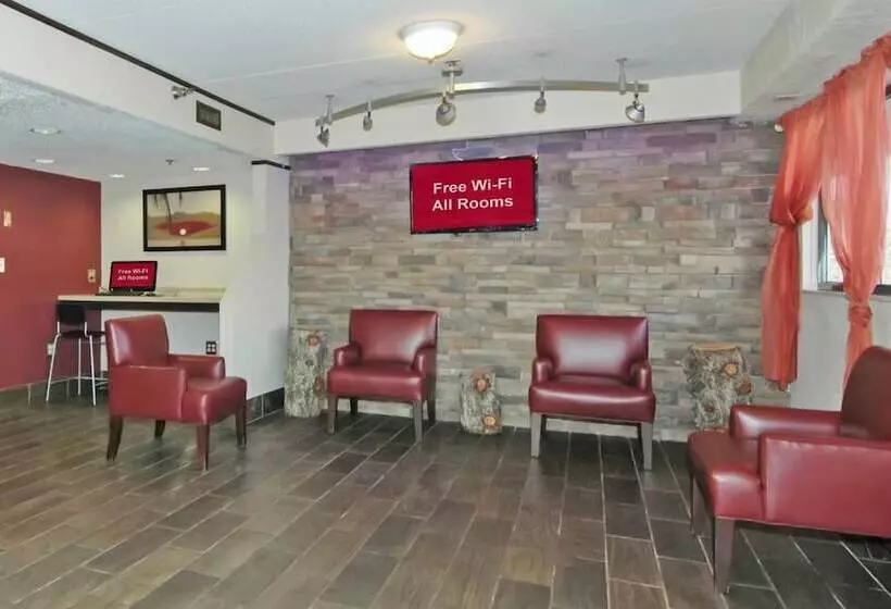 בית מלון כפרי Red Roof Plus Chicago   Hoffman Estates