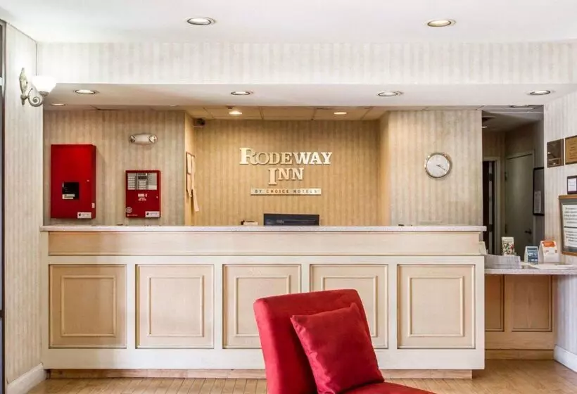 ホテル Rodeway Inn