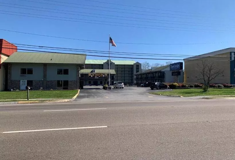 ホテル Travelodge By Wyndham Pigeon Forge