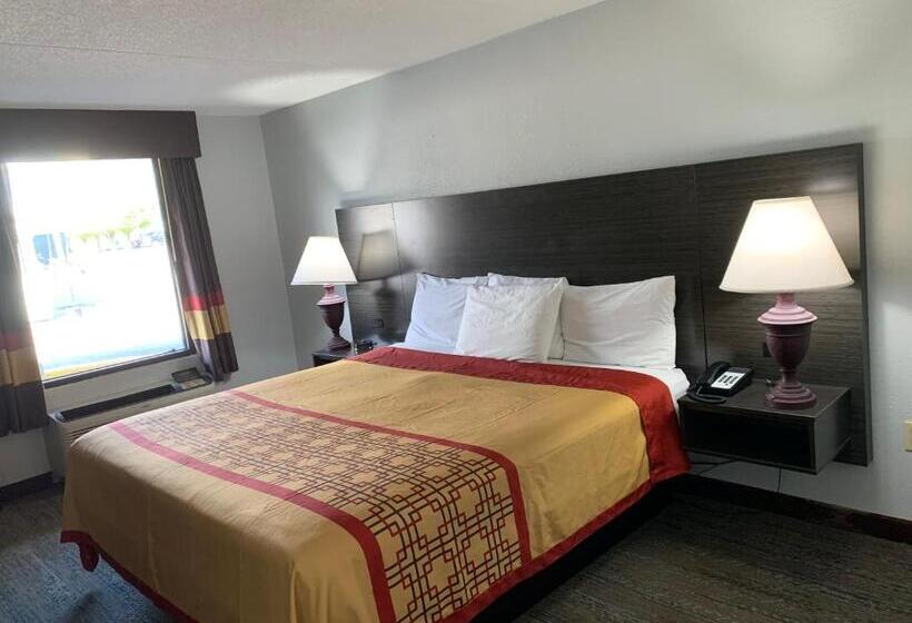 هتل Travelodge By Wyndham Pigeon Forge