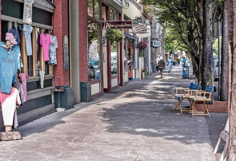 مبيت وإفطار Ravenscroft Inn