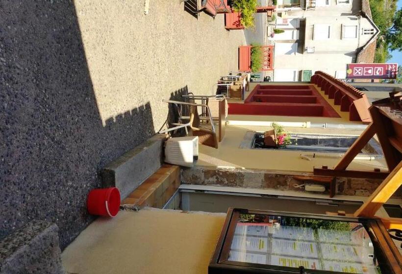 Общежитие La Vieille Auberge