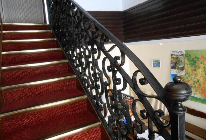 호스텔 La Vieille Auberge