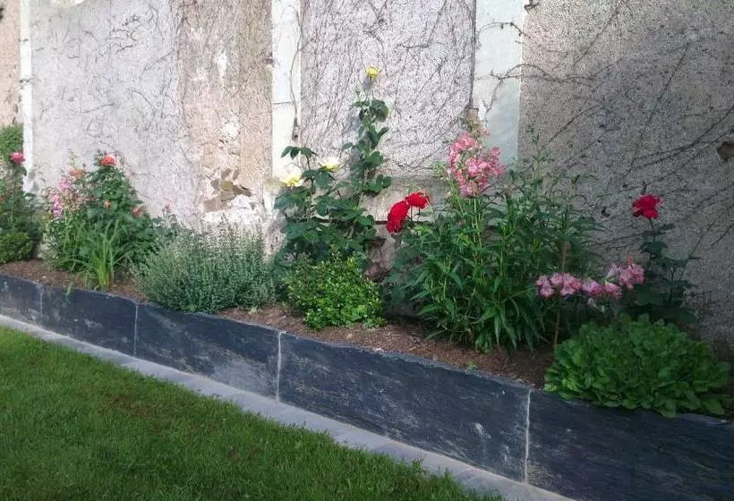 ベッドアンドブレックファースト L Aubinoise