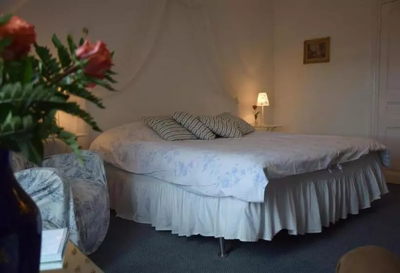 ベッドアンドブレックファースト Le Plein Air