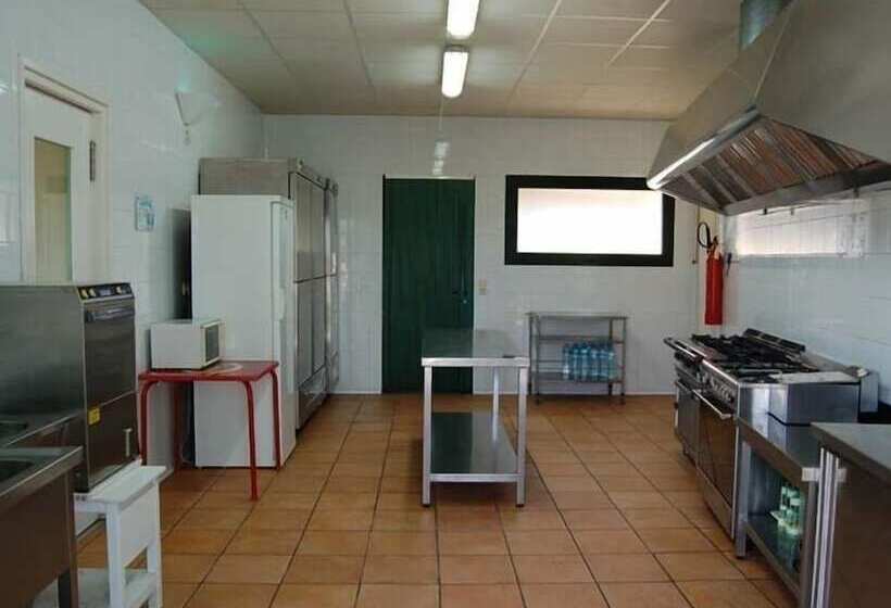 Granja Escola La Perdiu Hostel