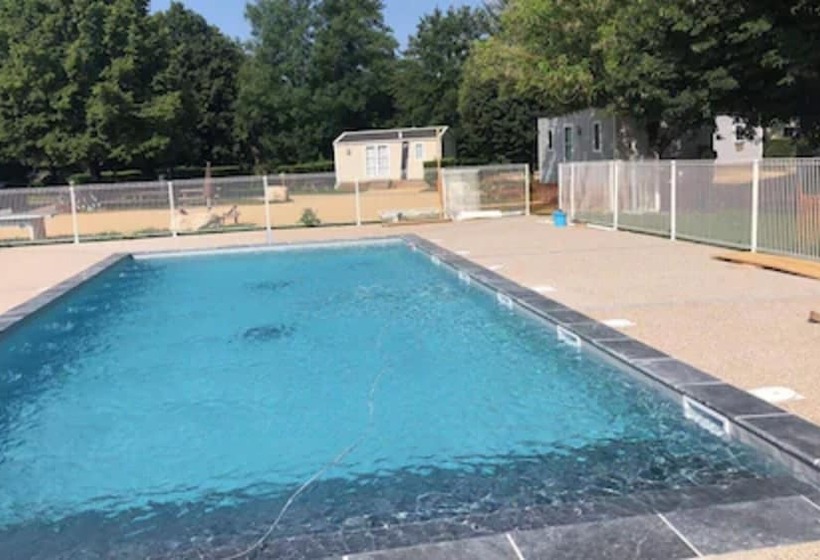 בית מלון כפרי Camping Du Sevron