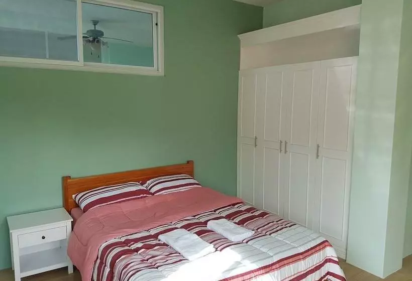 پانسیون Bohol Son's Guest House