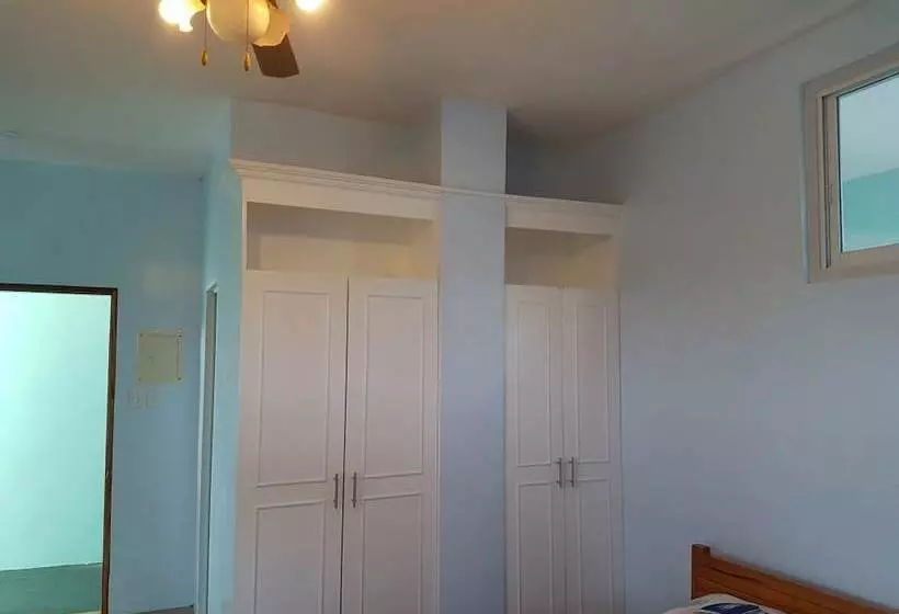 پانسیون Bohol Son's Guest House