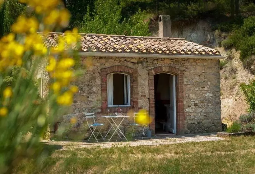 Majatalo Château La Villatade