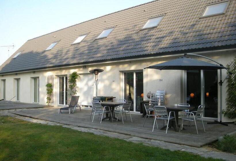 بنسيون Croissant De Lune