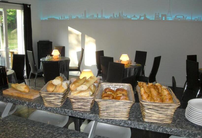 بنسيون Croissant De Lune