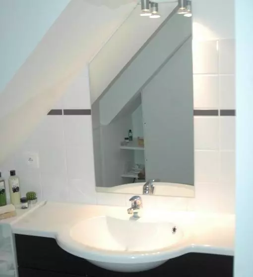 Majatalo Croissant De Lune