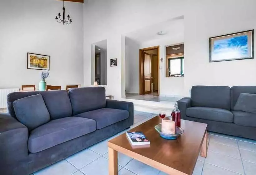 Villa Ventura
