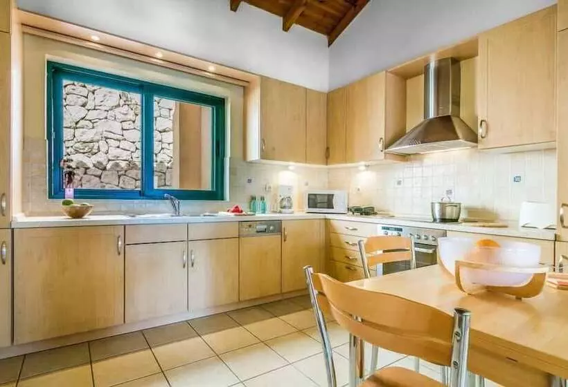 Villa Ventura