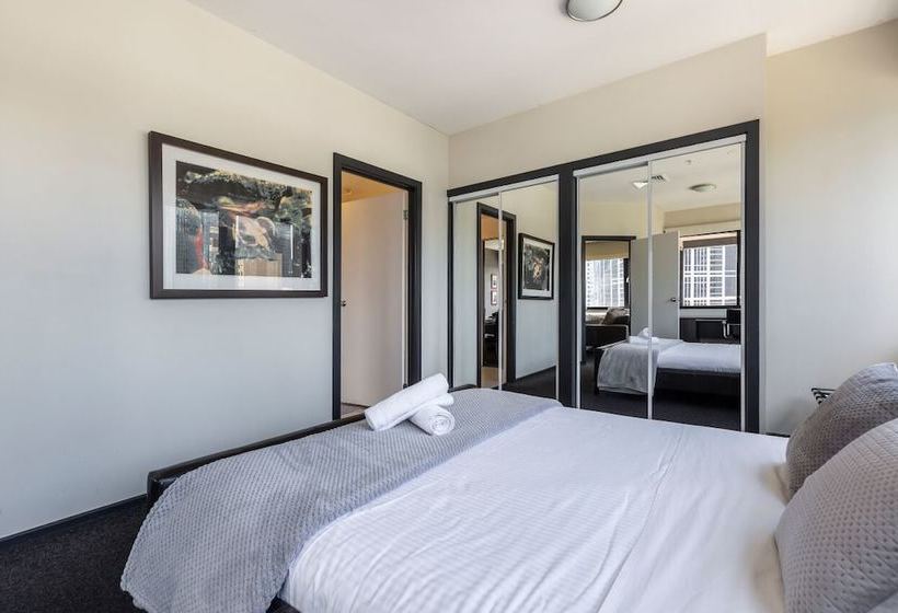 1714/250 Elizabeth Big 2 Bedrooms Heart Of Melbourne Cbd