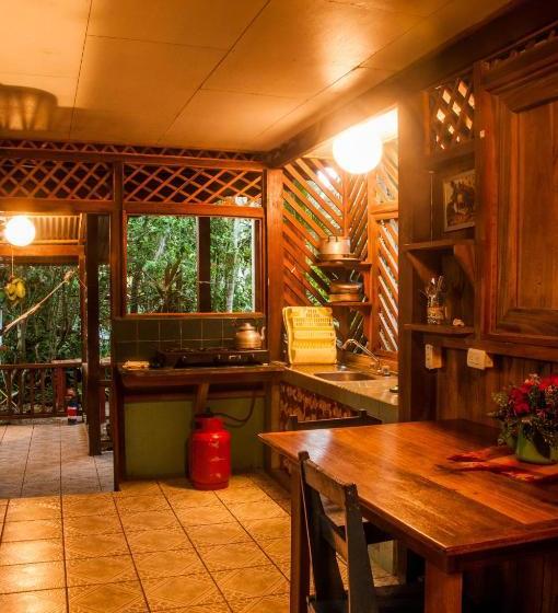 酒店 Cabinas Selvin Y Blanca