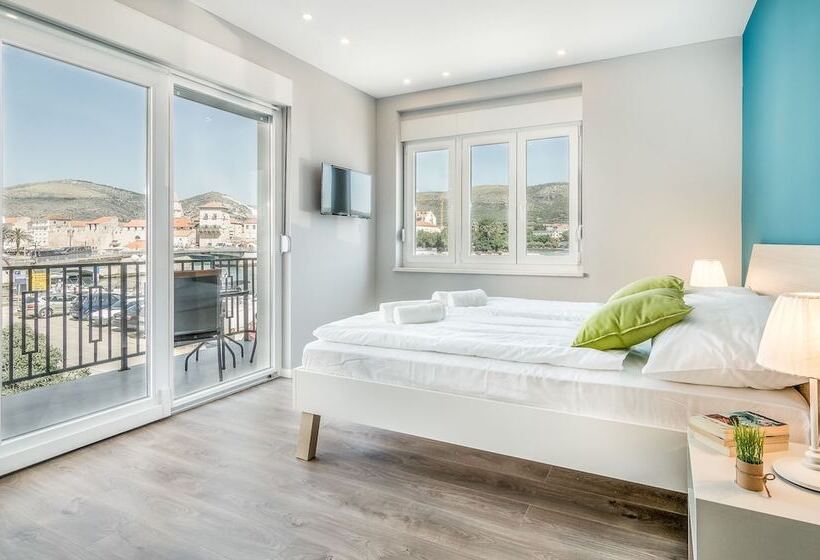 Panzió 4 Elements Old Town Views Rooms